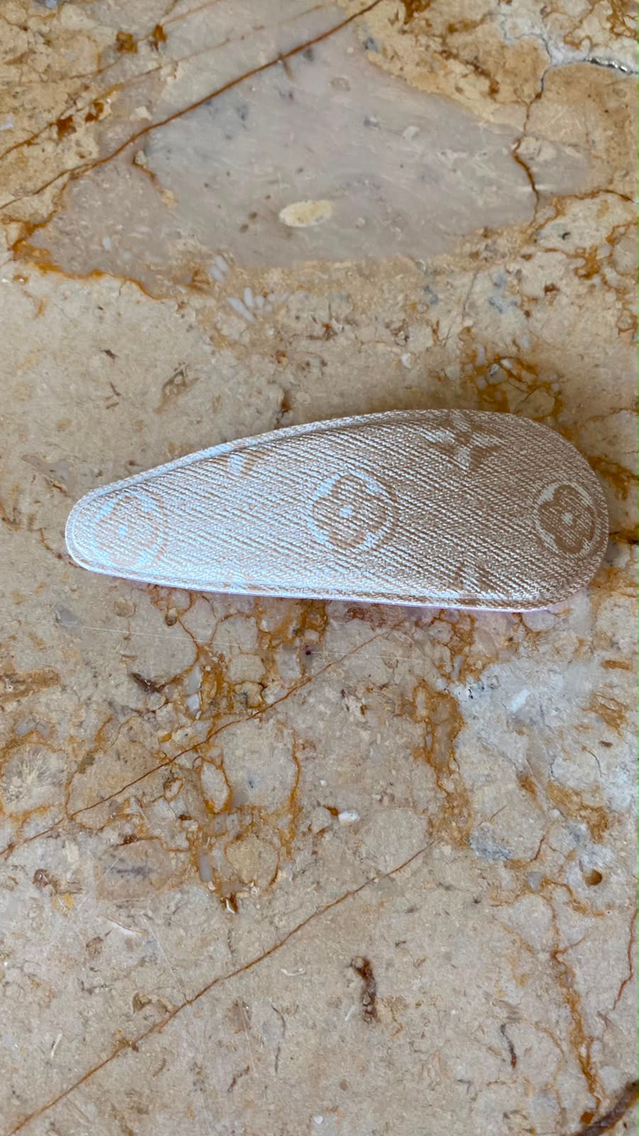 LV CLIPS
