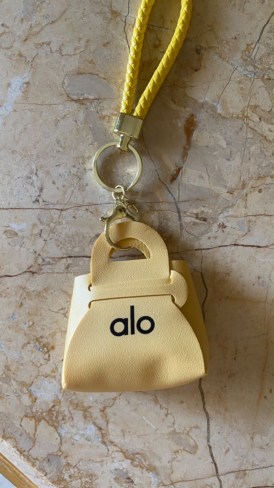 alo bag chain