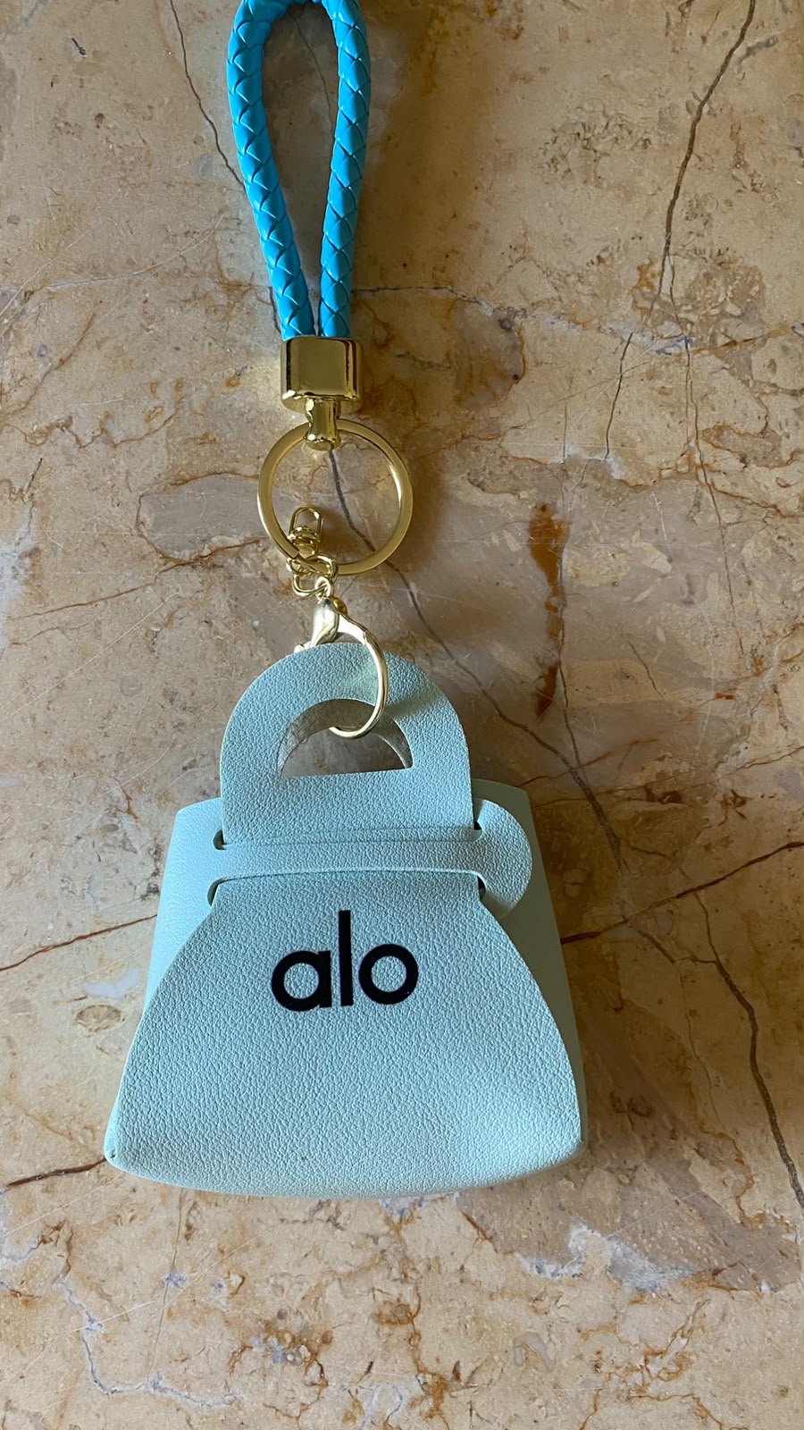 alo bag chain