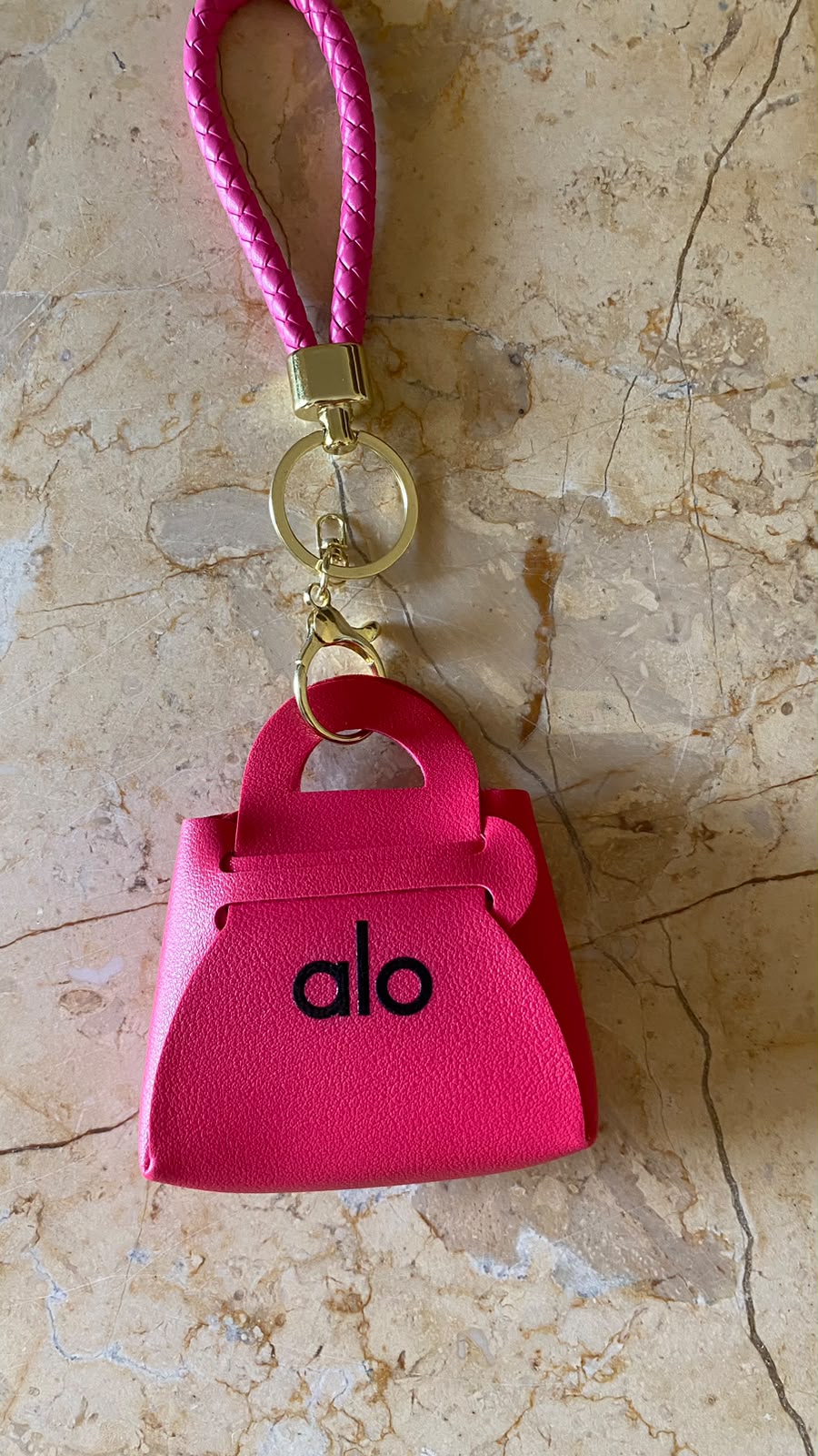 alo bag chain