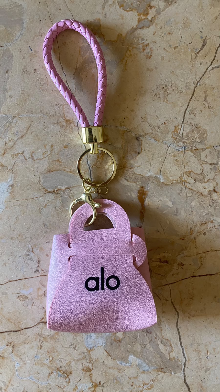 alo bag chain