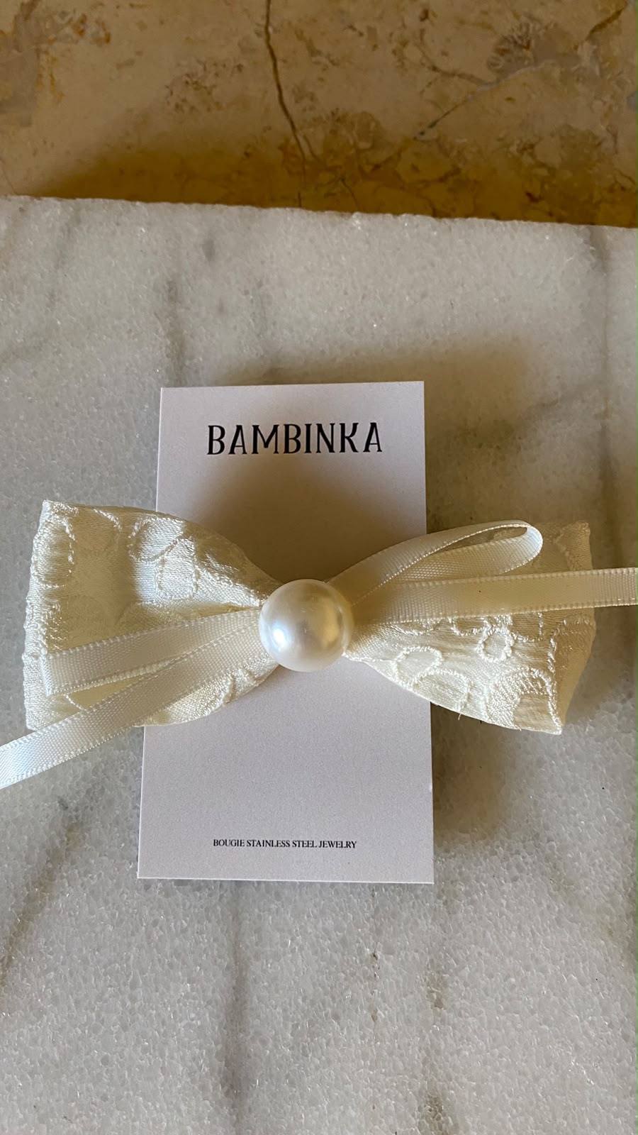 pearlace bow