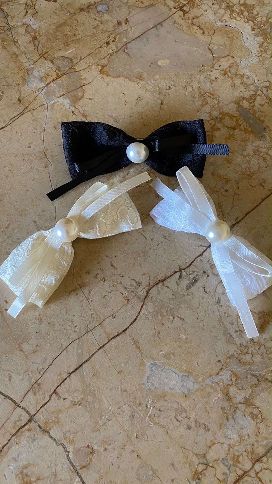 pearlace bow